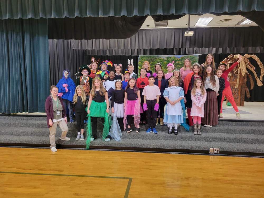 Alice in Wonderland a Hit at Emerald Hill Elementary Culpeper County