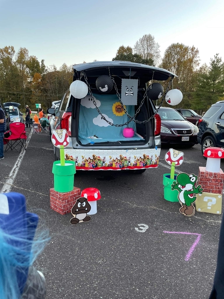 Decorated Mario trunk at trunk or treat