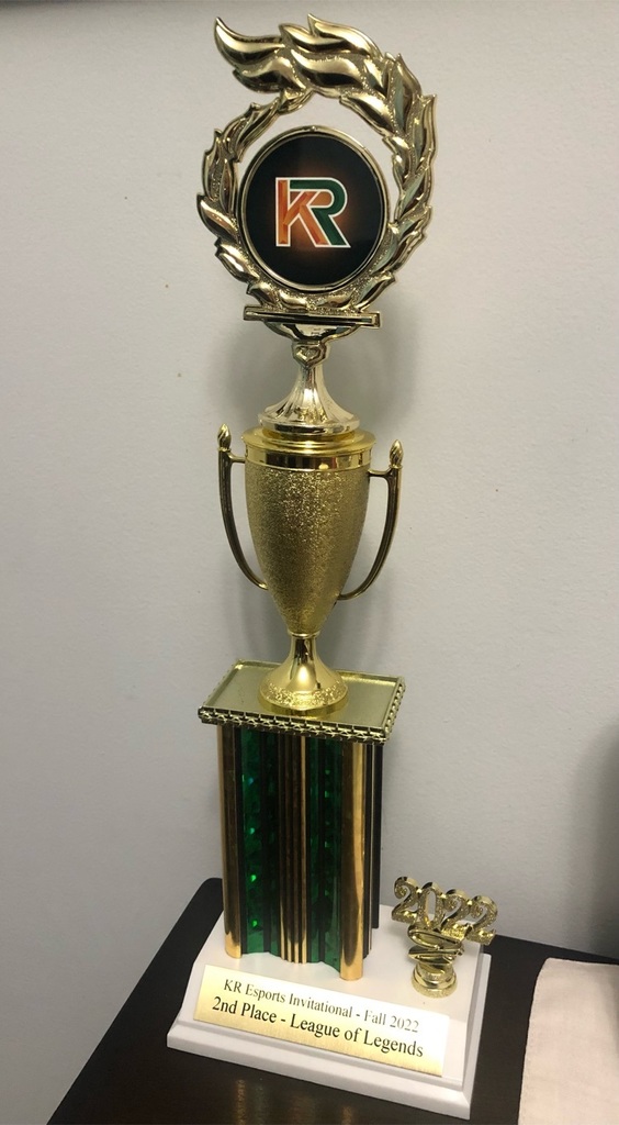 Esports 2nd place trophy