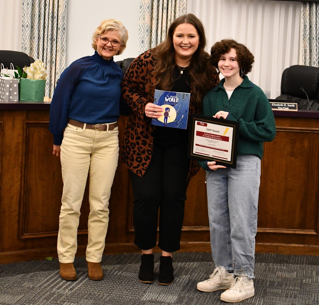 student receiving award