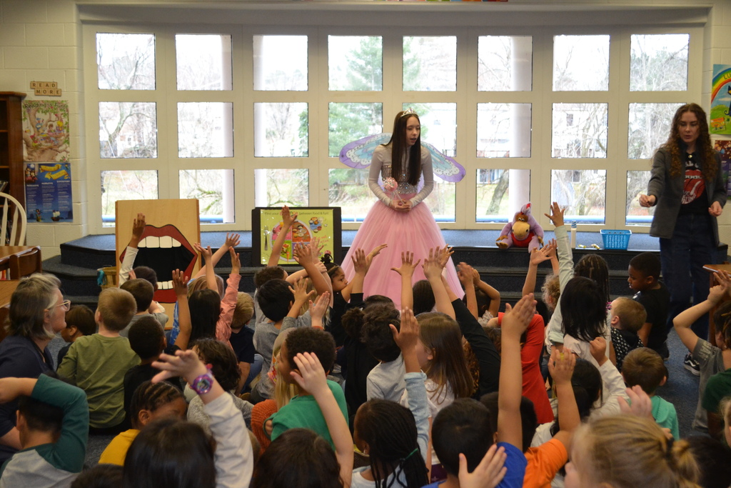 The tooth fairy visits Kindergarten to educate about oral hygiene