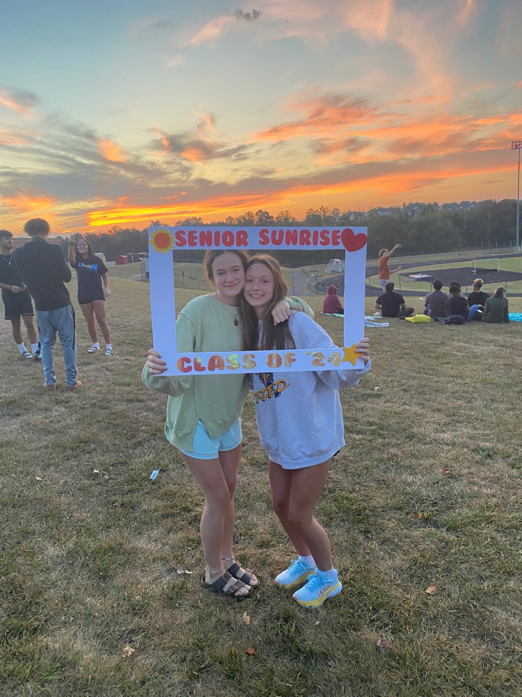 Class of 2024 had a great Senior Sunrise! #BDP #BetterEveryDay #ForksUp